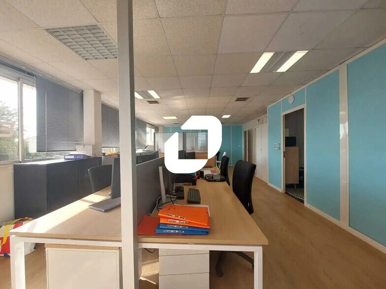 Office in Baillargues for sale - Building Photo - Image 2 of 18