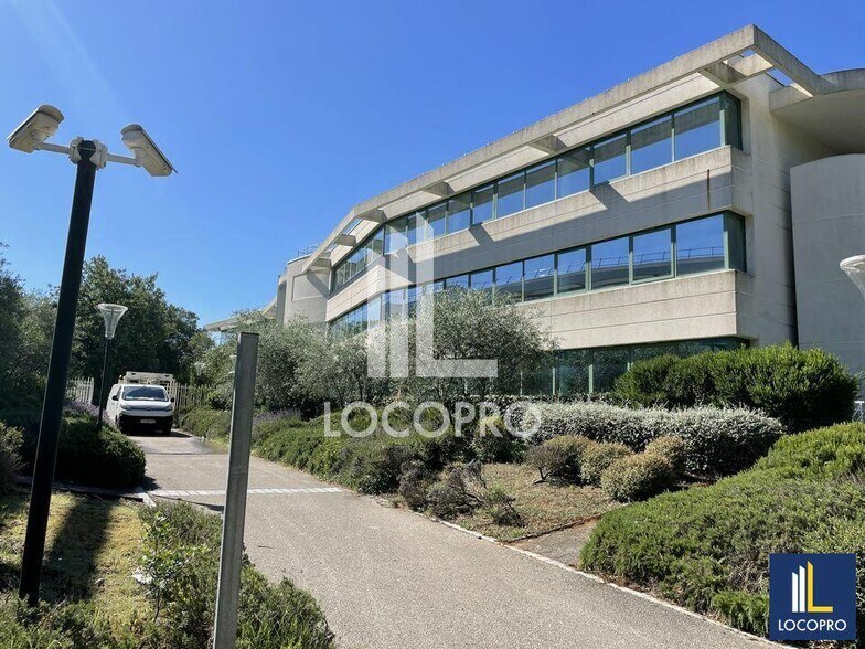 Office in SOPHIA ANTIPOLIS for lease - Building Photo - Image 1 of 9