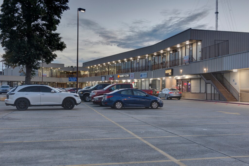 3701 General Degaulle Dr, New Orleans, LA for lease Building Photo- Image 1 of 6