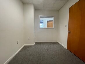 1110 Bonifant St, Silver Spring, MD for lease Interior Photo- Image 1 of 2