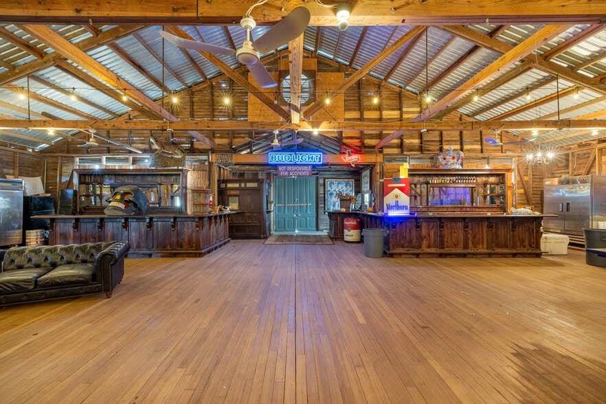 550 Washington Street portfolio of 3 properties for sale on LoopNet.com - Building Photo - Image 3 of 20