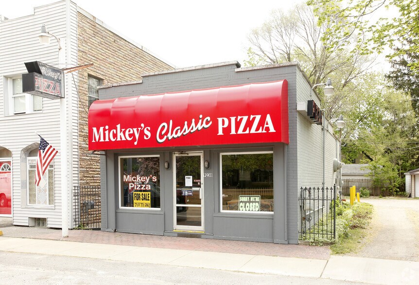 9230 Main St, Whitmore Lake, MI for sale - Primary Photo - Image 1 of 1