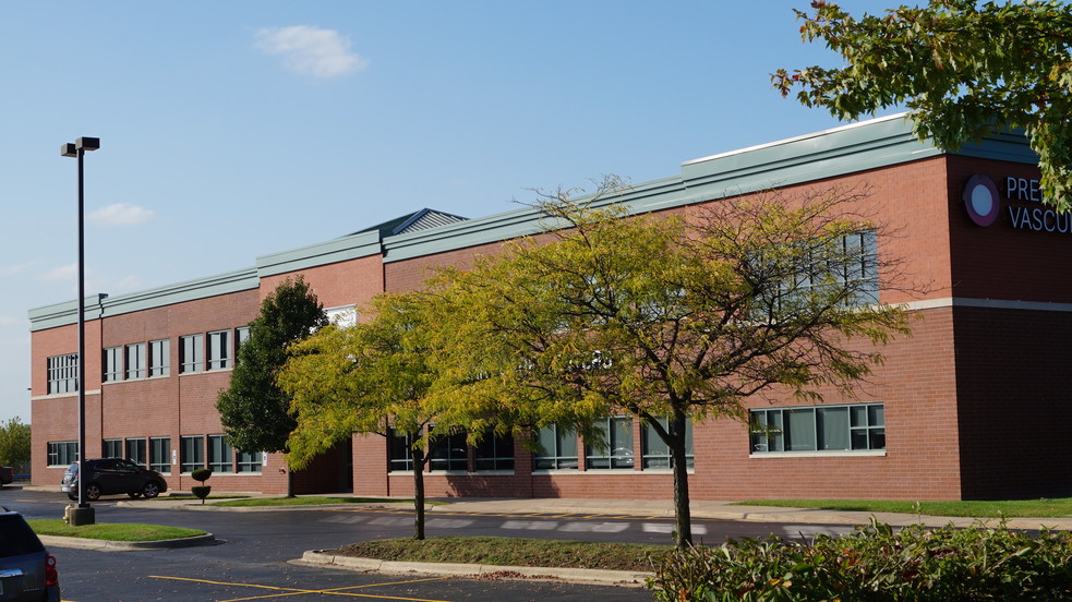 11560 S Kedzie Ave, Merrionette Park, IL for sale - Primary Photo - Image 1 of 1