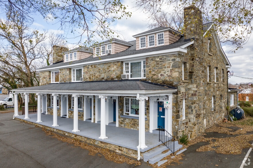 25 1st St SE, Leesburg, VA 20175 Office for Lease