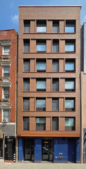 204 Avenue A, New York, NY for lease - Building Photo - Image 2 of 2