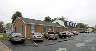 More details for 420 S Main St, Emporia, VA - Office for Lease