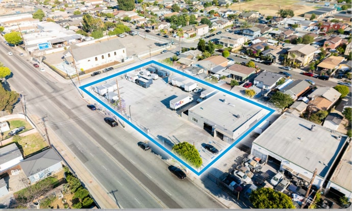 1322 W Compton Blvd, Compton, CA for lease - Primary Photo - Image 1 of 11