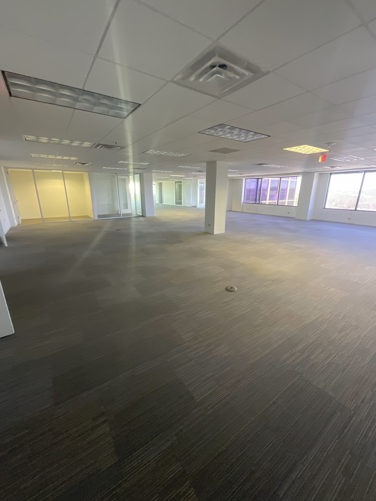 1718-1720 NW Peachtree St, Atlanta, GA for lease Interior Photo- Image 1 of 3