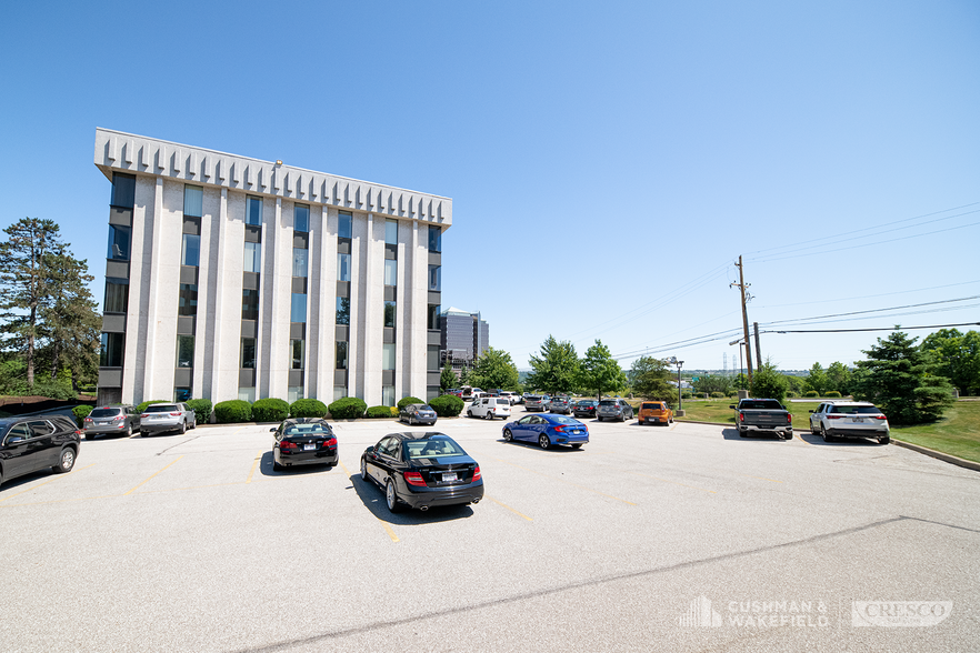 5000 Rockside Rd, Independence, OH for lease - Building Photo - Image 2 of 11