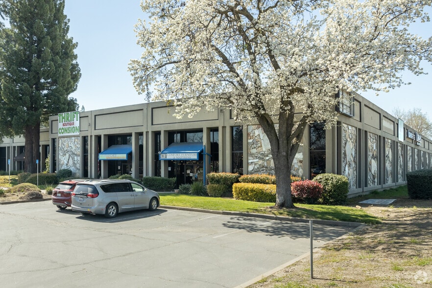 11415 Folsom Blvd, Rancho Cordova, CA for lease - Building Photo - Image 3 of 10