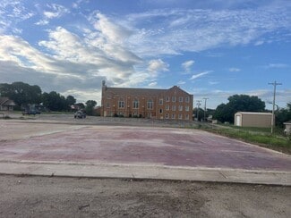 More details for 714 N 4th St, Sayre, OK - Retail for Sale