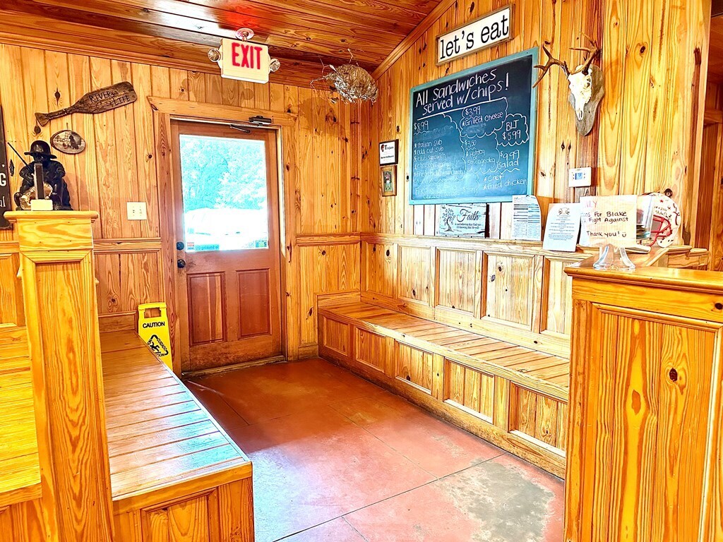 8419 Valdosta Hwy, Morven, GA 31638 Morven Restaurant