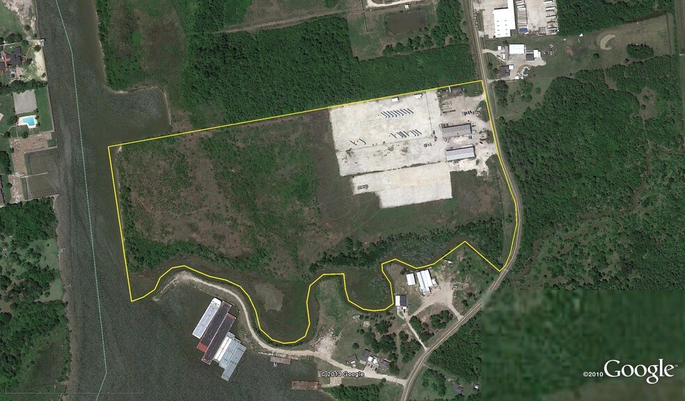 6605 W Bay Rd, Baytown, TX for sale - Building Photo - Image 1 of 1