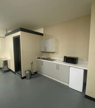 81-83 Westgate Rd, Newcastle Upon Tyne for lease Interior Photo- Image 2 of 3