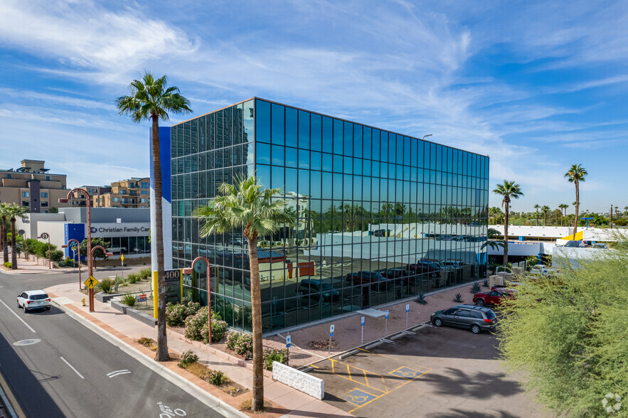 2400 N Central Ave, Phoenix, AZ for lease - Building Photo - Image 2 of 10