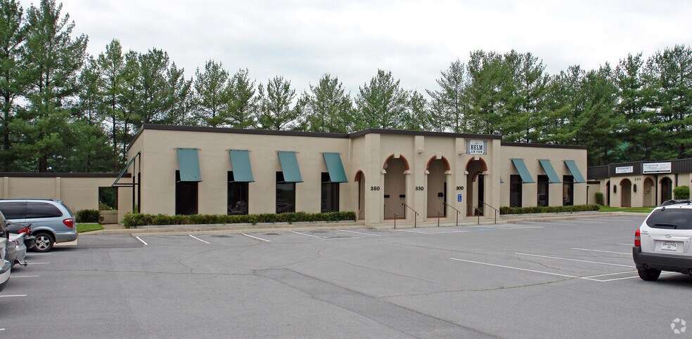 1241 Volunteer Pky, Bristol, TN for sale - Primary Photo - Image 1 of 10