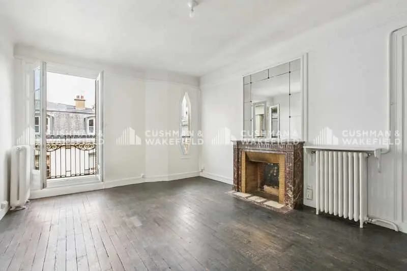 12 Square Pétrarque, Paris for lease Interior Photo- Image 1 of 2