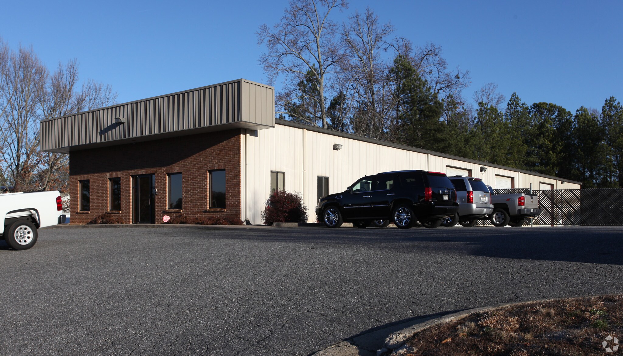 4085 Nine McFarland Dr, Alpharetta, GA 30004