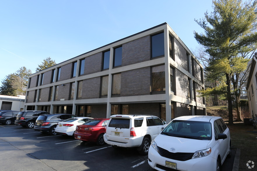 33 State Rd, Princeton, NJ for lease - Building Photo - Image 2 of 6