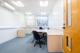 Thomas Wright Way, Sedgefield for lease Interior Photo- Image 1 of 2