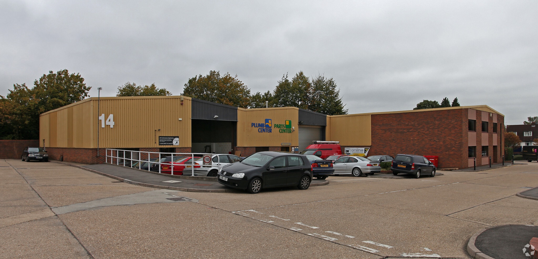 White Lion Rd, Amersham for sale Primary Photo- Image 1 of 1