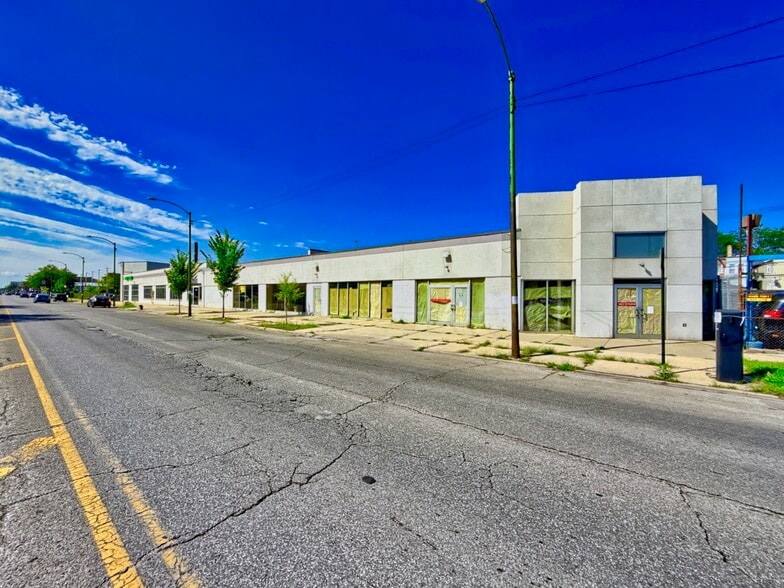 6500 N Western Ave, Chicago, IL for sale - Building Photo - Image 2 of 29