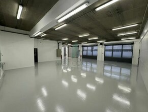 Flex in Roissy-en-France for lease Interior Photo- Image 1 of 7