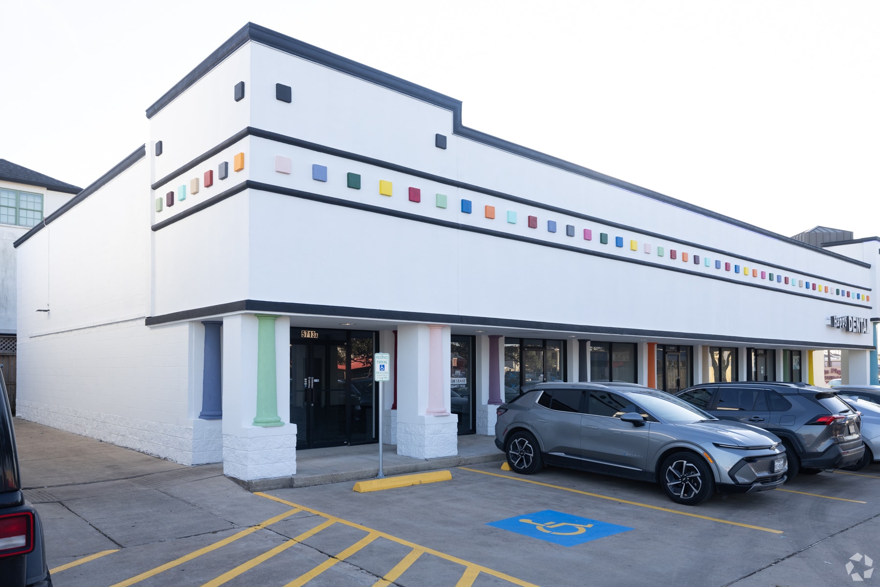 5711-5713 Bissonnet St, Houston, TX for lease Building Photo- Image 1 of 4