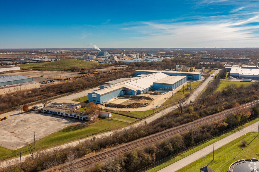 300 E Joe Orr Rd, Chicago Heights, IL for lease - Aerial - Image 2 of 9