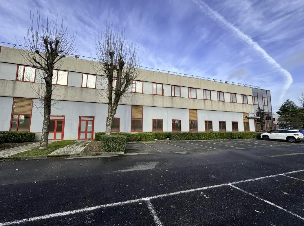 Flex in Villepinte for lease Building Photo- Image 1 of 6