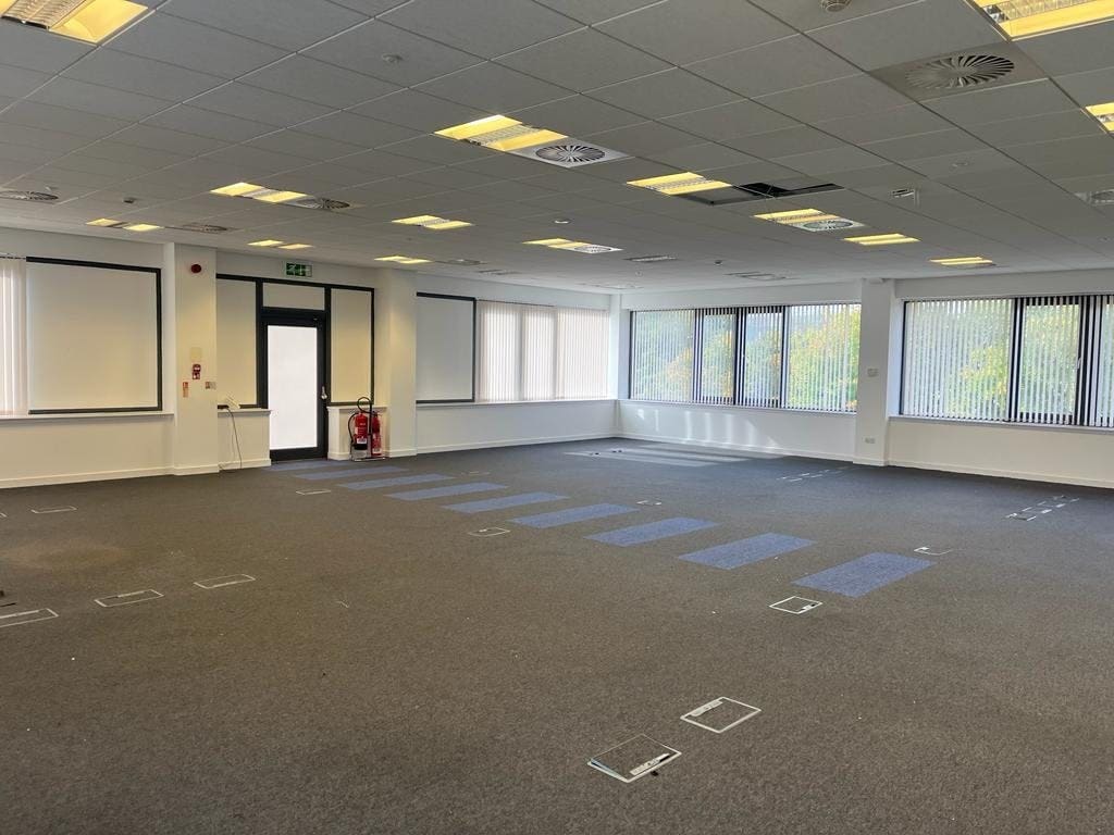 Bramah Ave, East Kilbride for lease Interior Photo- Image 1 of 1