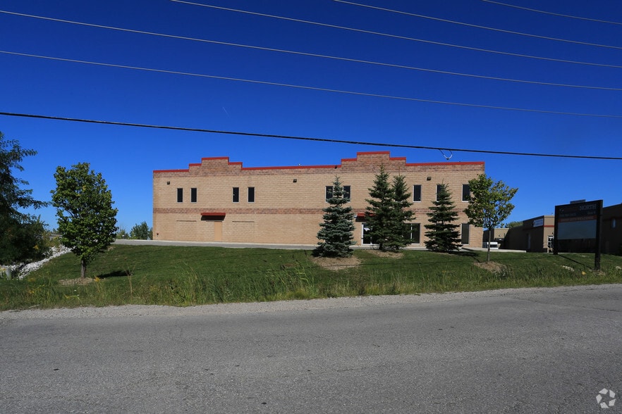 35 Morrow Rd, Barrie, ON for lease - Building Photo - Image 2 of 2