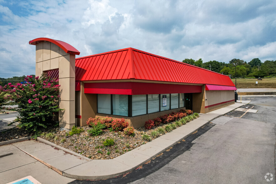 305 E Emory Rd, Powell, TN for lease - Building Photo - Image 1 of 5