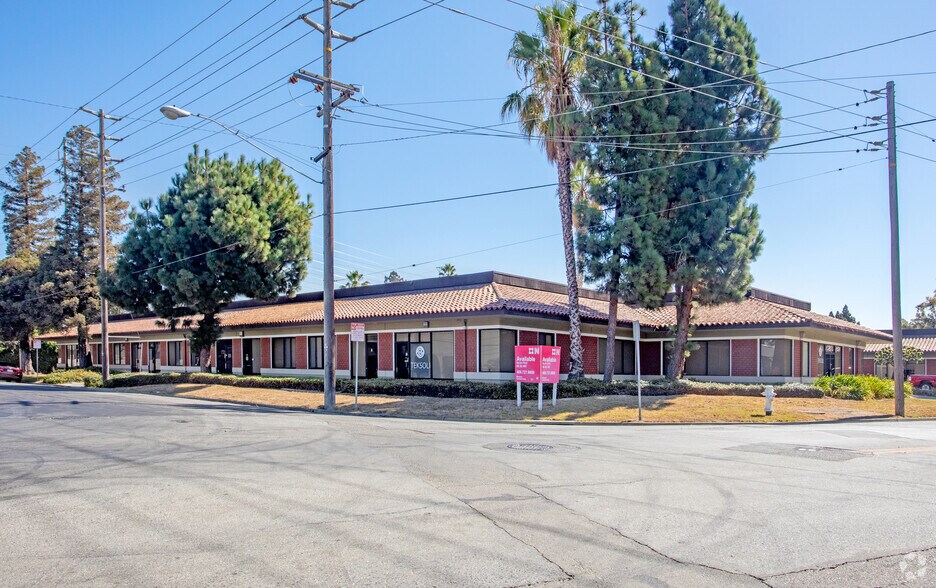 3511 Thomas Rd, Santa Clara, CA for sale - Primary Photo - Image 1 of 4