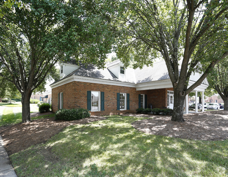 10340 Park Rd, Charlotte, NC for sale - Building Photo - Image 3 of 7