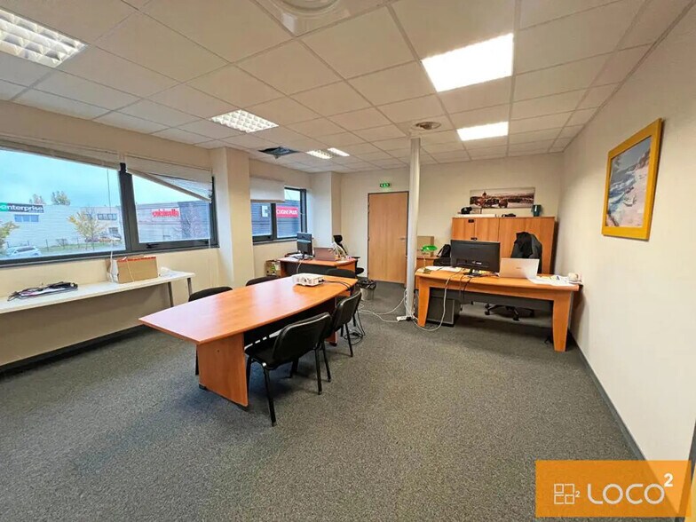 1 Bis Rue Antoine Lavoisier, Colomiers for lease - Interior Photo - Image 1 of 7