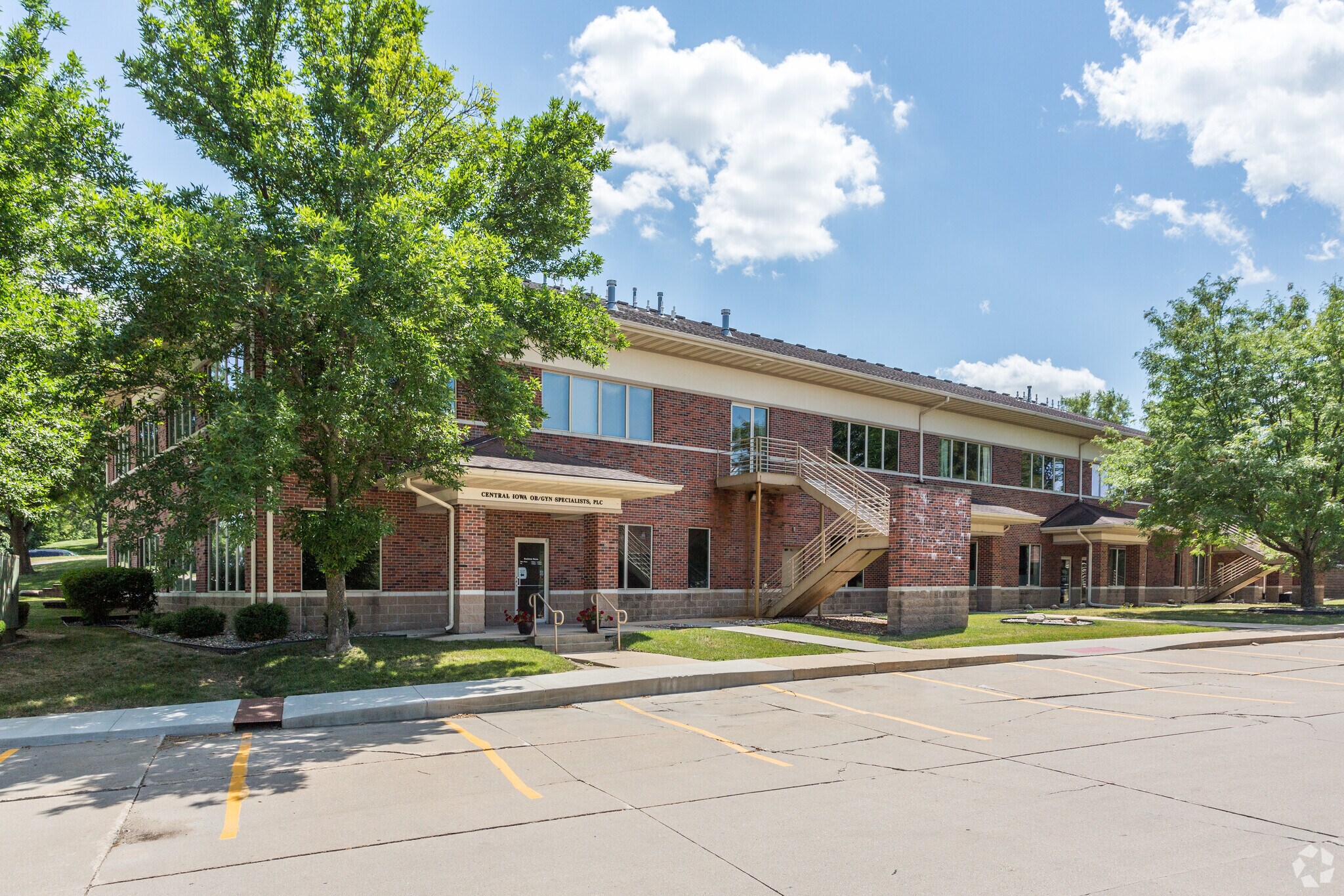 2501 Westown Pky, West Des Moines, IA 50266 2501 Westown Parkway