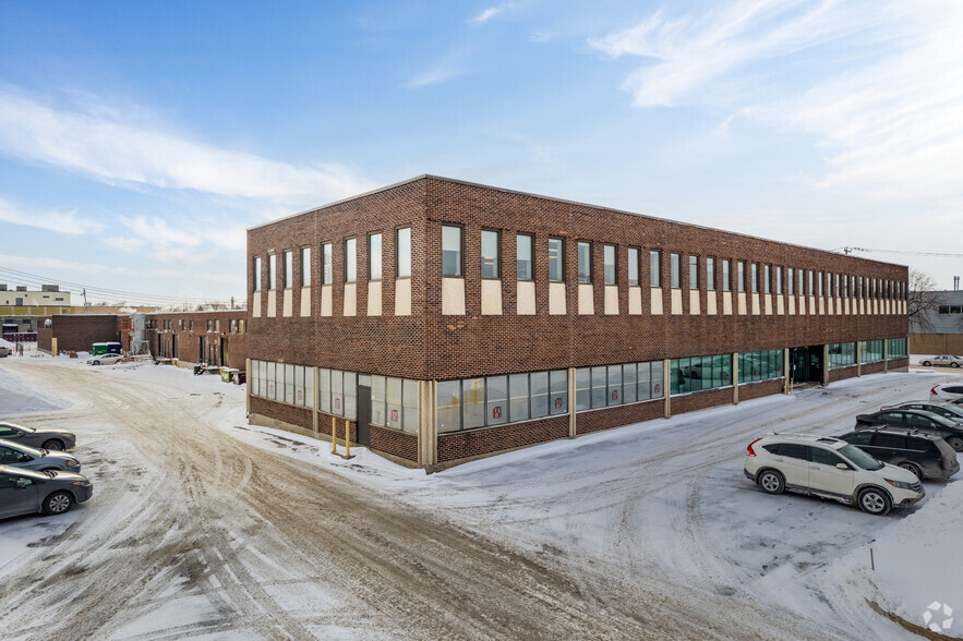 500-600 Rue Hodge, Montréal, QC for lease - Primary Photo - Image 1 of 23