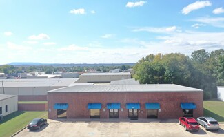 More details for 409 N Elmira Ave, Russellville, AR - Office for Sale