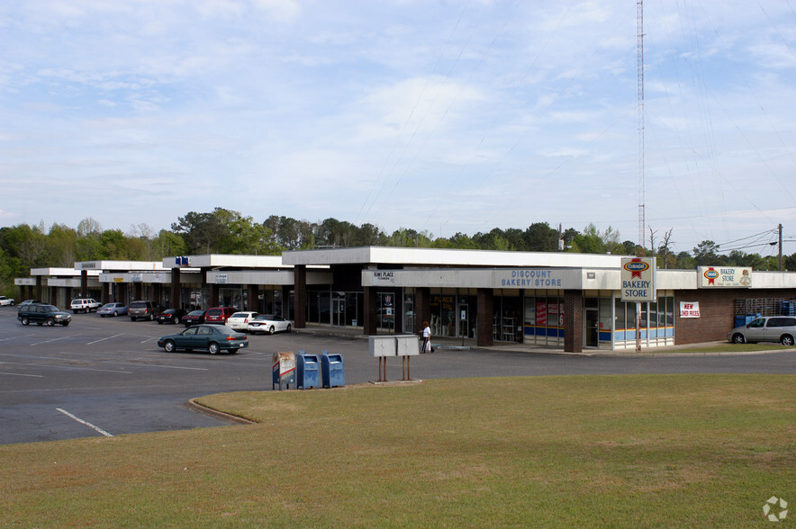 1970 Reeves St, Dothan, AL for sale - Primary Photo - Image 1 of 9