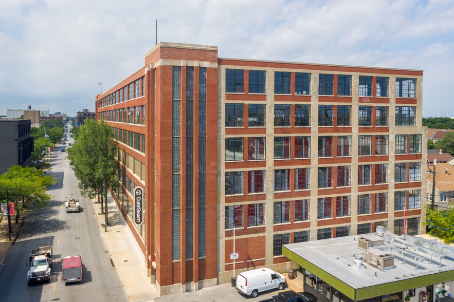 1010 W 35th St, Chicago, IL for lease - Building Photo - Image 1 of 20