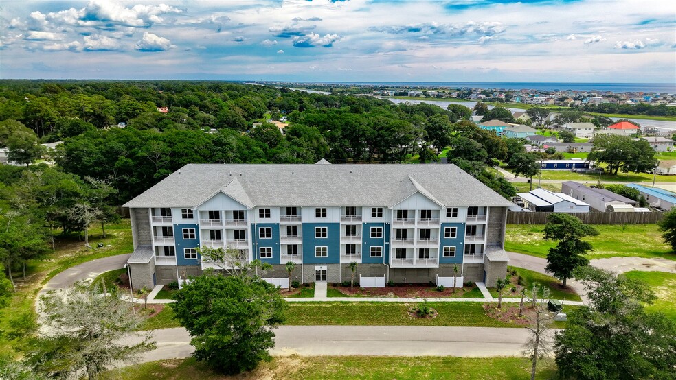 2272 Dolphin Shores Dr SW, Supply, NC for sale - Building Photo - Image 3 of 19