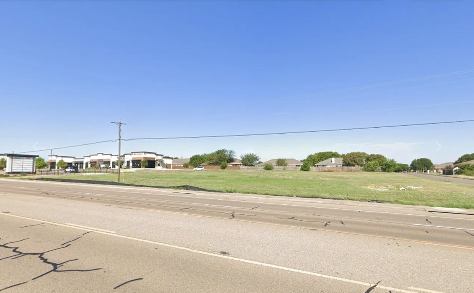 865 Hewitt Dr, Hewitt, TX for lease - Building Photo - Image 2 of 2