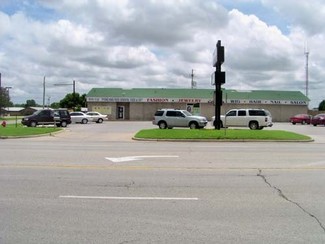 More details for 6202 NW Cache Rd, Lawton, OK - Retail for Sale