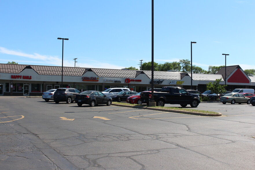 SEC 80th St & 39th Ave, Kenosha, WI 53140 - Greenwood Shopping Center ...