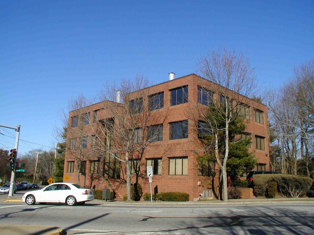 1087 Beacon St, Newton, MA 02459