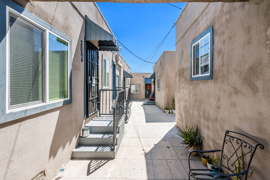 3064 Ganahl St, Los Angeles, CA 90063 - Multifamily for Sale | LoopNet