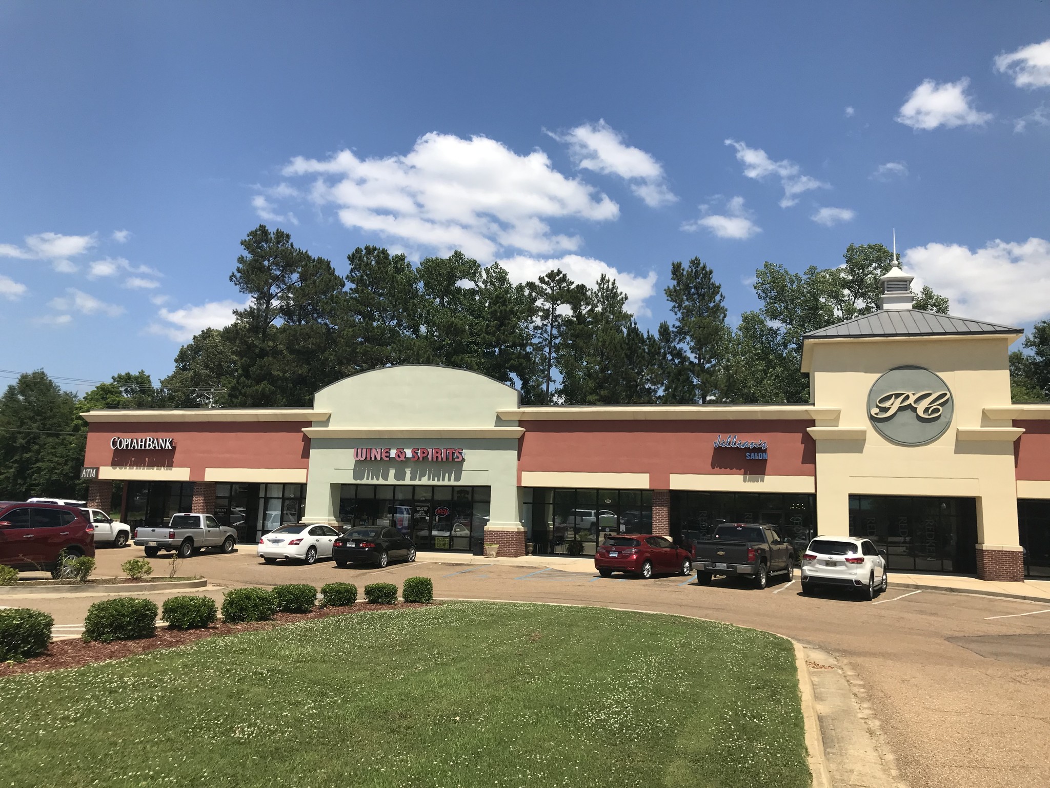 717-747 Clinton Pky, Clinton, MS for lease Building Photo- Image 1 of 6