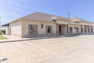 2014 Tower Dr, Monroe, LA for lease Building Photo- Image 2 of 25