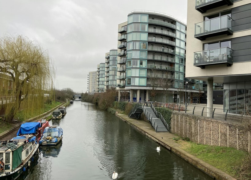 Station Approach, Hayes for sale - Primary Photo - Image 1 of 1